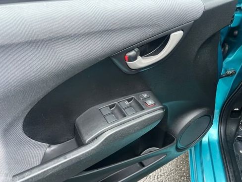 Used 2013 Honda Fit image 30