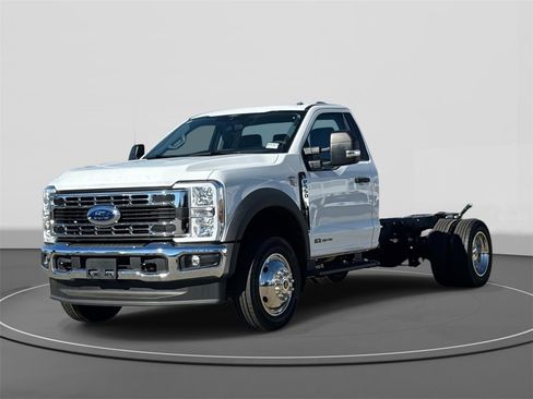 New 2025 Ford F550 2WD Regular Cab Super Duty image 1