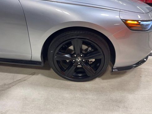 Used 2024 Honda Accord Sport image 7
