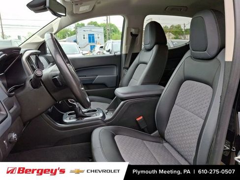 Certified 2022 Chevrolet Colorado Z71 w/ Safety Package RWD image 16