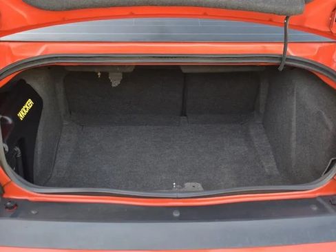 Used 2010 Dodge Challenger SRT8 w/ SRT Option Group II RWD image 28