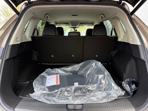 New 2026 Nissan Rogue SV w/ Rock Creek Premium Package AWD/4WD image 9