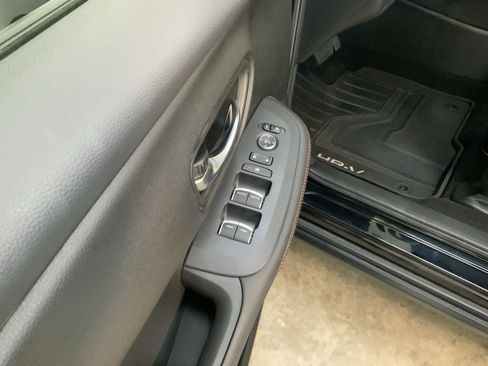 Used 2023 Honda HR-V Sport image 19