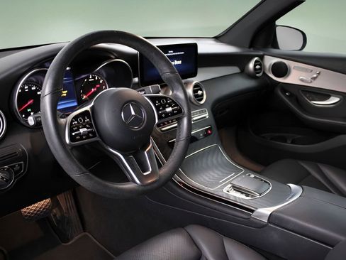 Used 2021 Mercedes-Benz GLC 300 image 13