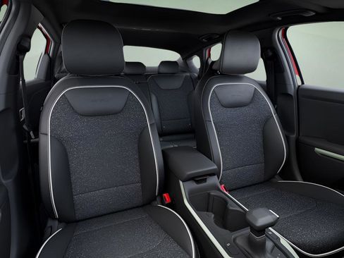 New 2025 Kia K4 GT-Line w/ GT-Line Premium Package image 15