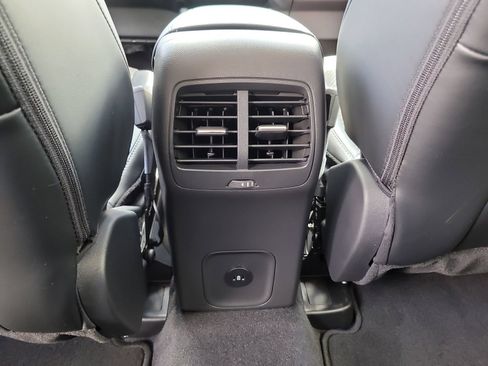 Used 2026 Ford Escape SE FWD image 13