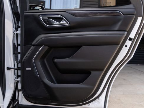 Used 2023 Chevrolet Tahoe Z71 w/ Luxury Package image 37