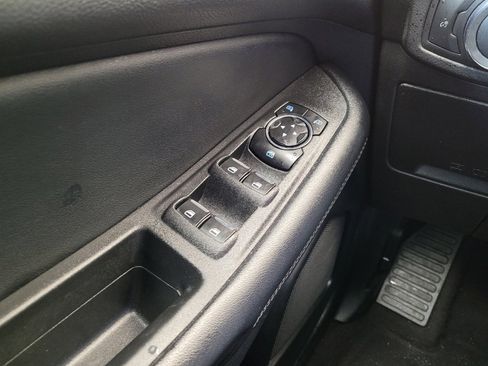 Used 2023 Ford Edge SEL image 27