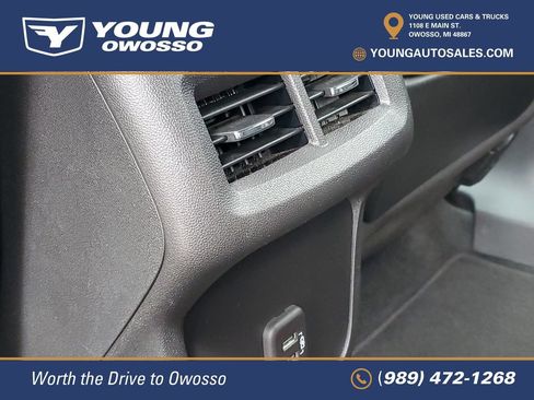 Certified 2023 GMC Terrain SLE w/ Driver Convenience Package FWD image 33
