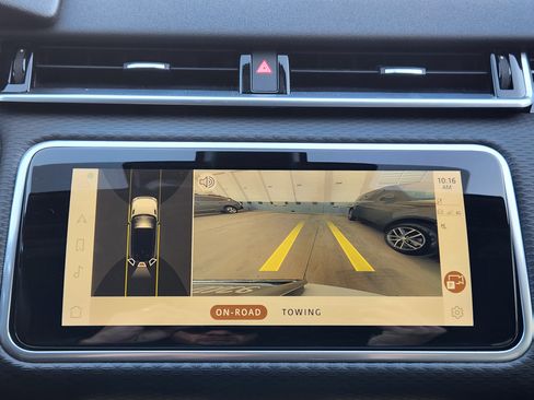 Certified 2022 Land Rover Range Rover Velar R-Dynamic S image 18