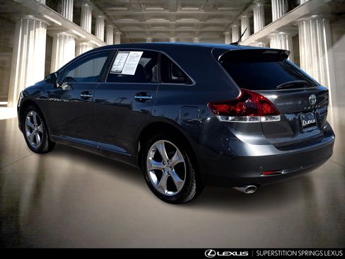 Used 2015 Toyota Venza Limited image 7