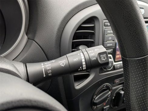 Used 2017 Nissan Juke S image 20