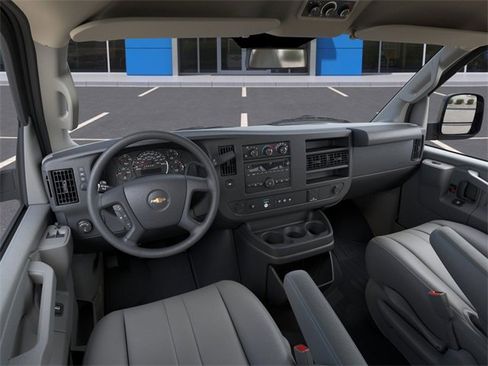 New 2025 Chevrolet Express 3500 LS image 15