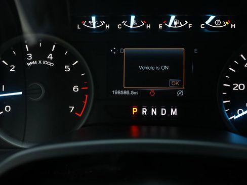Used 2019 Ford F150 XLT w/ Equipment Group 302A Luxury AWD/4WD image 27