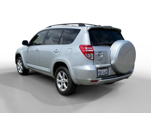 Used 2010 Toyota RAV4 Limited FWD image 3