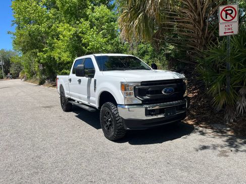 Used 2021 Ford F250 XL w/ Power Equipment Group image 2