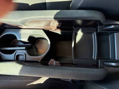 Used 2018 Honda Civic EX image 11