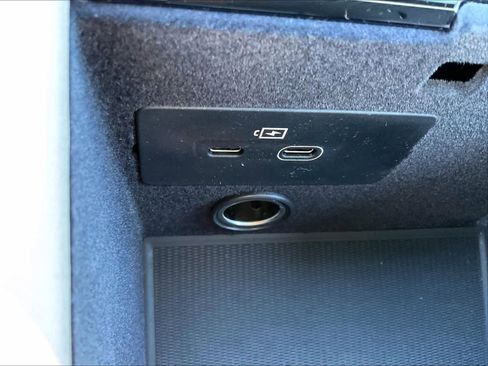 New 2026 Volvo XC90 T8 Ultra w/ Protection Package Premier image 23