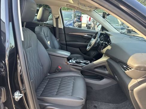 Used 2023 Buick Envision Avenir FWD image 29