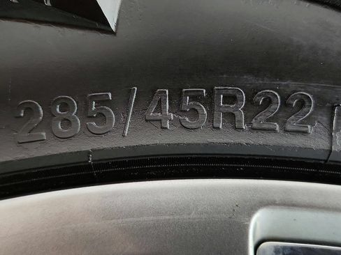 Used 2018 Chevrolet Silverado 1500 LTZ Z71 w/ Centennial Edition AWD/4WD image 35