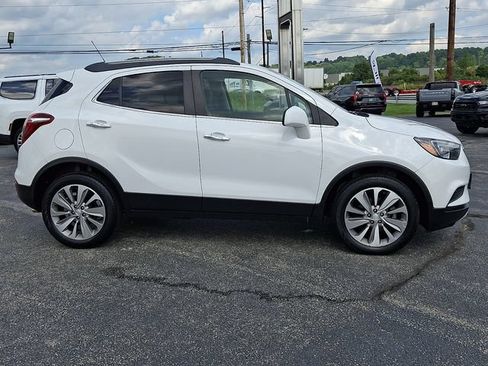 Used 2020 Buick Encore Preferred w/ Safety Package FWD image 7