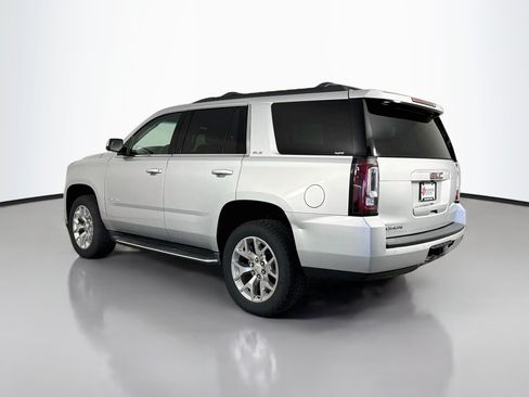 Used 2017 GMC Yukon SLE w/ SLE Value Package AWD/4WD image 5