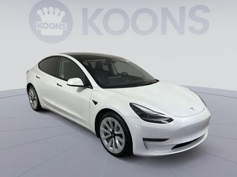 Used 2022 Tesla Model 3 Long Range image 10