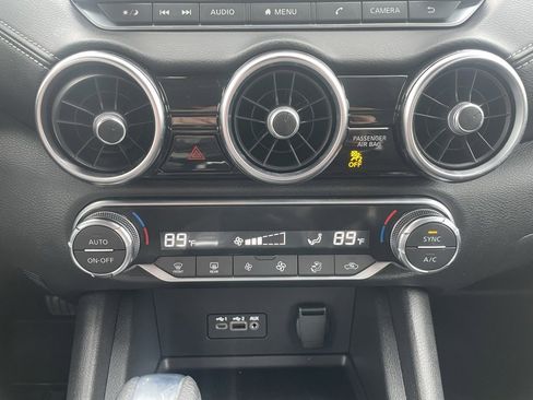 Used 2021 Nissan Sentra SV image 22