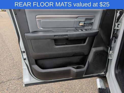 Used 2023 RAM 1500 Classic SLT AWD/4WD image 12