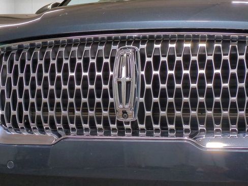 Certified 2022 Lincoln Corsair Reserve w/ Equipment Group 201A image 9