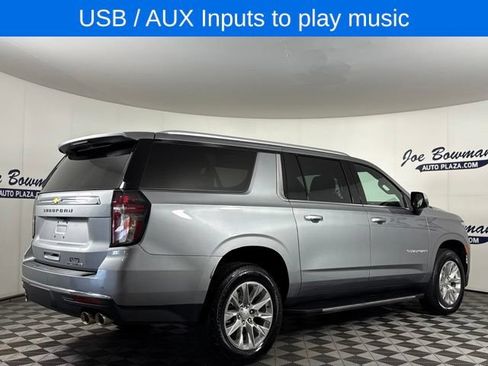 Used 2024 Chevrolet Suburban Premier AWD/4WD image 7