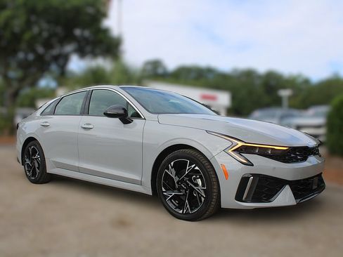 Certified 2025 Kia K5 GT-Line w/ GT-Line Premium Package FWD image 4