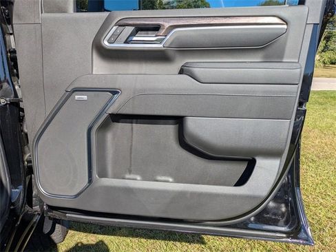 New 2025 Chevrolet Silverado 2500 LTZ w/ LTZ Convenience Package image 37