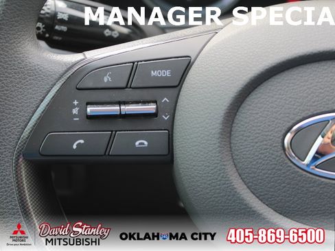 Used 2022 Hyundai Sonata SE w/ Preferred Accessory Package image 14