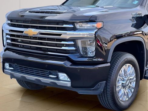 Used 2020 Chevrolet Silverado 2500 High Country image 43