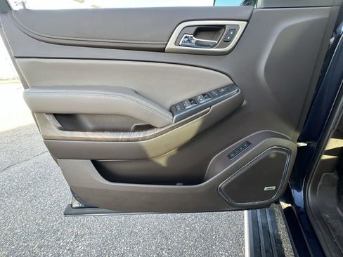 Certified 2019 GMC Yukon XL Denali w/ Denali Ultimate Package image 23