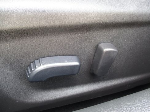 Used 2025 Nissan Altima 2.5 SV FWD image 27