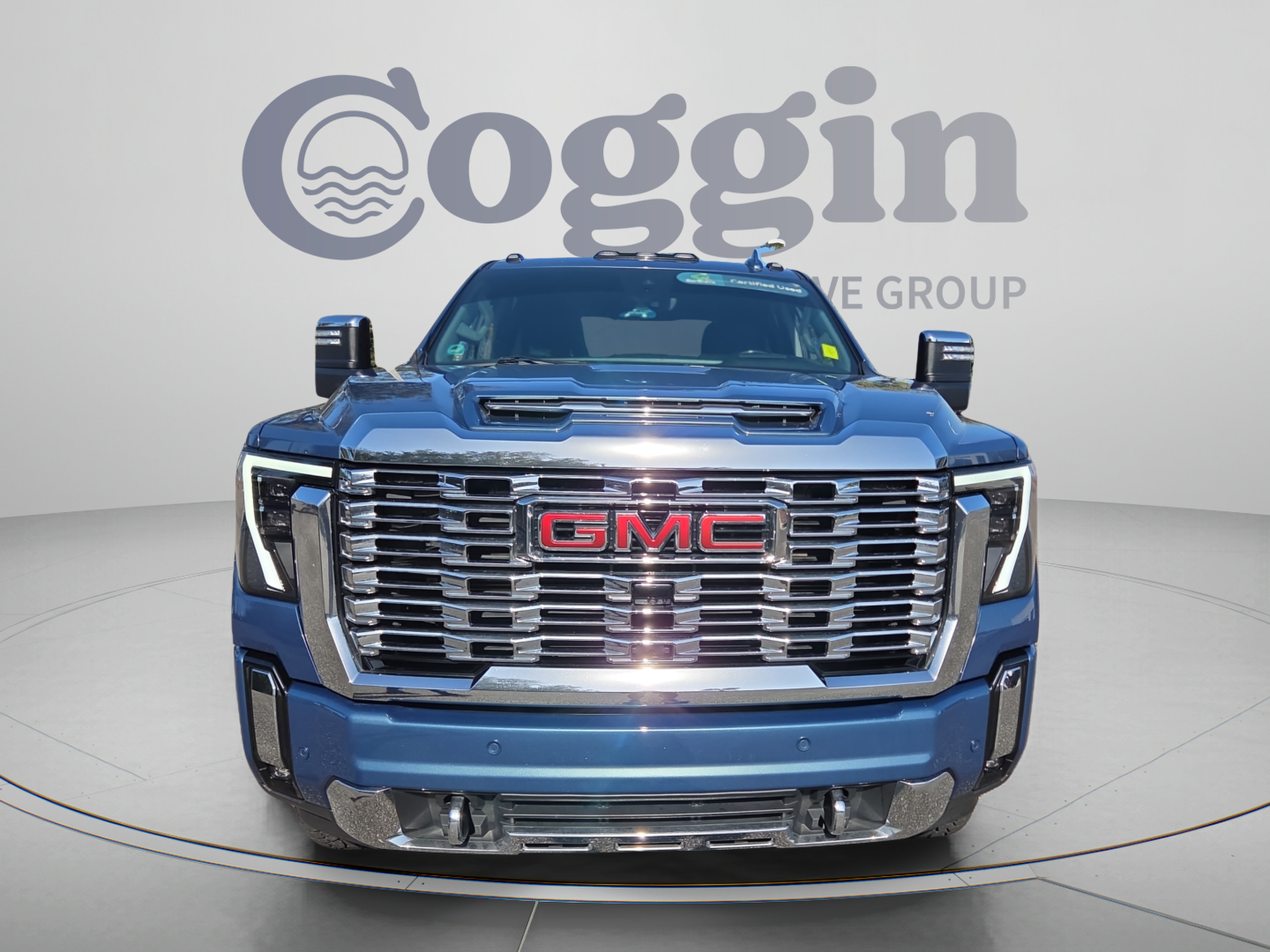 Used 2024 GMC Sierra 2500 Denali w/ Denali Reserve Package AWD/4WD image 8