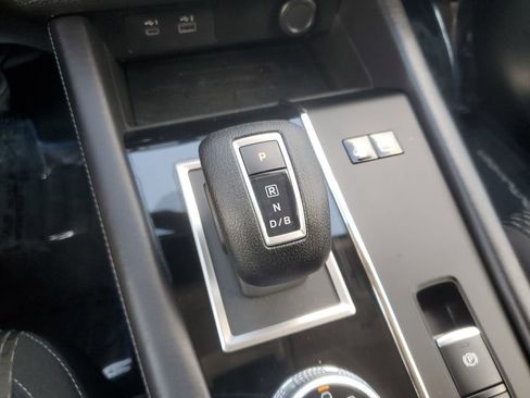 Used 2025 Mitsubishi Outlander ES AWD/4WD image 21