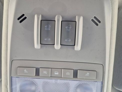 Used 2022 Buick Encore Preferred w/ Safety Package II image 25