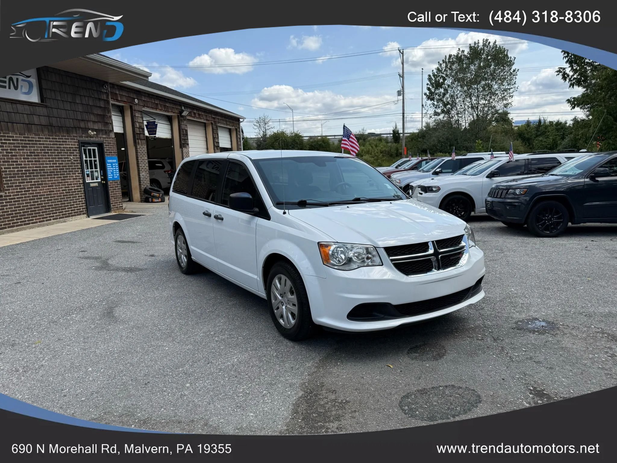 Used 2020 Dodge Grand Caravan SE w/ UConnect Hands-Free Group FWD image 1