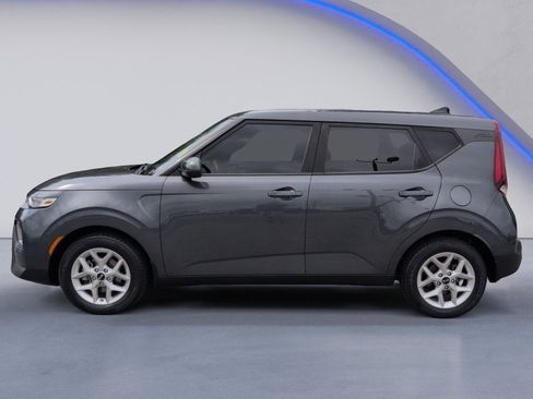 Used 2020 Kia Soul S FWD image 12