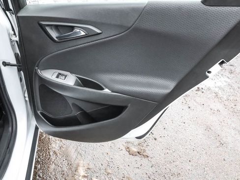 Used 2017 Chevrolet Malibu LS image 30