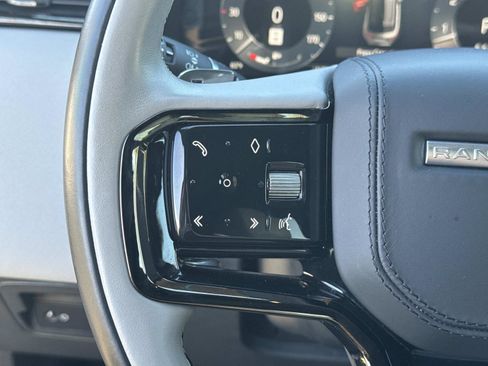 Used 2024 Land Rover Range Rover Velar Dynamic SE image 28