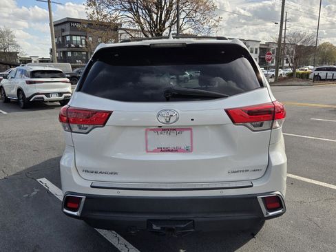 Used 2018 Toyota Highlander Limited Platinum w/ Protection Package #3 image 7