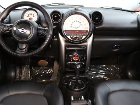 Used 2014 MINI Cooper Countryman FWD image 2