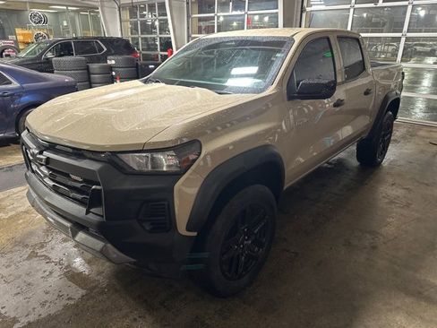 Used 2023 Chevrolet Colorado Trail Boss w/ Technology Package image 1