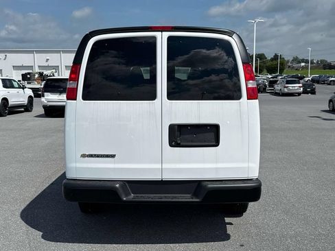 New 2026 Chevrolet Express 3500 LS RWD image 13