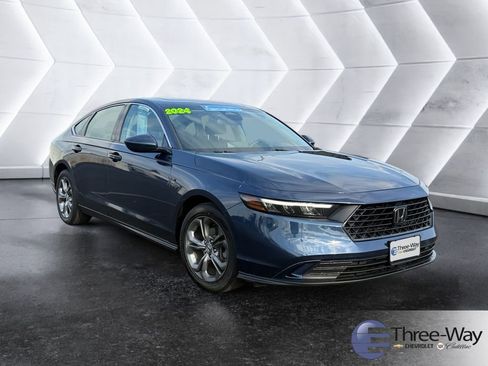 Used 2024 Honda Accord EX image 7