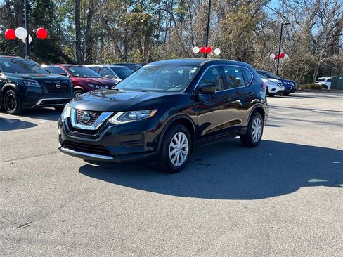 Used 2018 Nissan Rogue S image 10